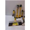 Image 2 : Handy Tool Lot: Scrapers, Putty Knives, Paint Roller, Metal Wire Brush