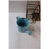 Image 3 : Bird Cage Home Decor, Frog Soap Dish, Metal Watering Can, Rubber Ducky
