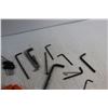 Image 4 : Allen & T Handle Hex Wrenches, Circular Saw Blades, Circular Saw Blade Cover and Spirit Levels
