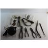 Image 12 : Pliers, Nail Puller, Chisel, Vintage Car Horn Made in Canada and Assorted Items