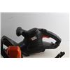 Image 2 : (2) Electric Black & Decker Hedge Saws - As Is