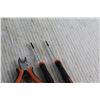 Image 11 : Ratchet Screwdriver, Screwdrivers, Wire Cutters and Needle Nose Pliers