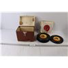 Image 1 : 48 Record Case with 45 Records (Beatles, Beach Boys etc.)