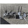 Image 2 : TOTE OF SLAT WALL BRACKETS