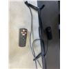 Image 2 : 32" WESTINGHOUSE TV WITH REMOTE