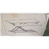 Image 2 : WHITE DESK RISER