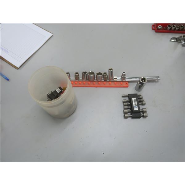 jar of bits and sockets