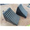 Image 2 : rubber wheel chocks