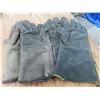 Image 1 : two pairs of welding gloves