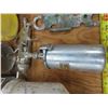 Image 2 : spray gun HVLP and assorted paint