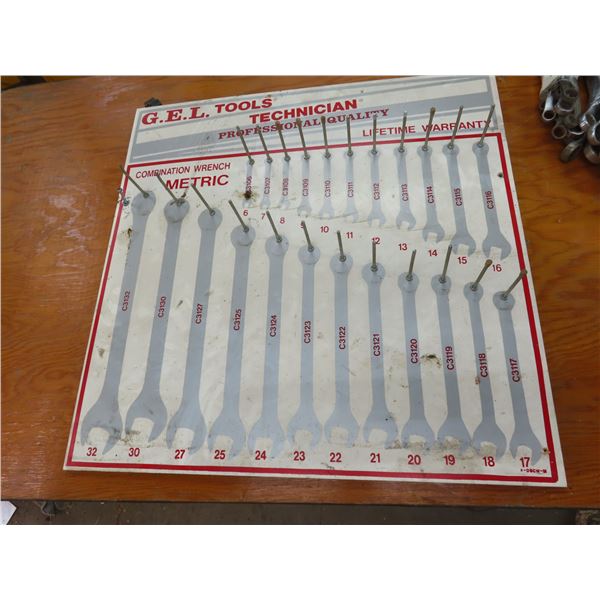 wrench display hanging organizer
