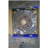 Image 8 : 2 brake drums and two rotors off a 2008 gmc sierra 1500
