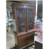 Image 3 : china cabinet 71.25h" x 35.25"w x 15"d