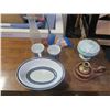 Image 3 : assorted dishware