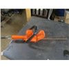 Image 3 : black and décor 16" hedge trimmer