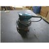 Image 2 : makita sander