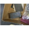 Image 4 : box of sand paper