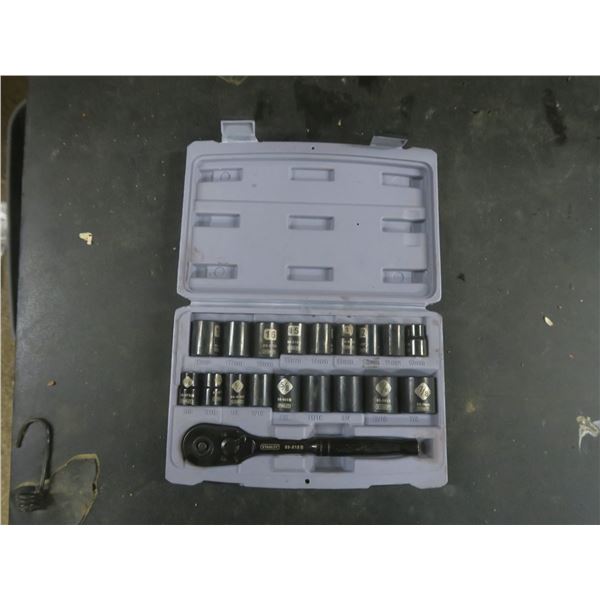 stanley ratchet set