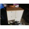Image 1 : 2ftx 8" cupboard