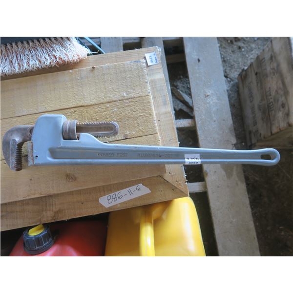 24" pipe wrench