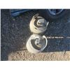 Image 1 : two small propane tanks