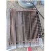 Image 2 : steel grates