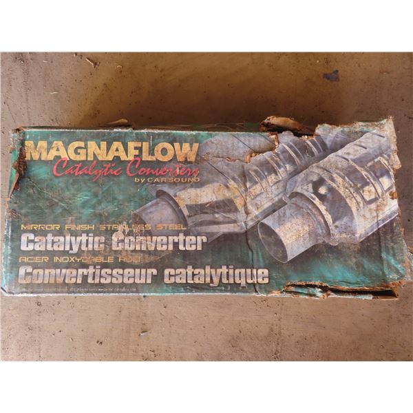 magnaflow catalytic convertor 3"