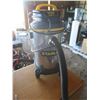 Image 1 : 2.8hp stanley shop vac