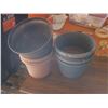Image 1 : 8 planter pots