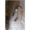 Image 1 : saw, ice fishing scoop and wheels