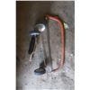 Image 3 : saw, ice fishing scoop and wheels