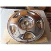 Image 1 : set of 4 17" honda CRV hubcaps