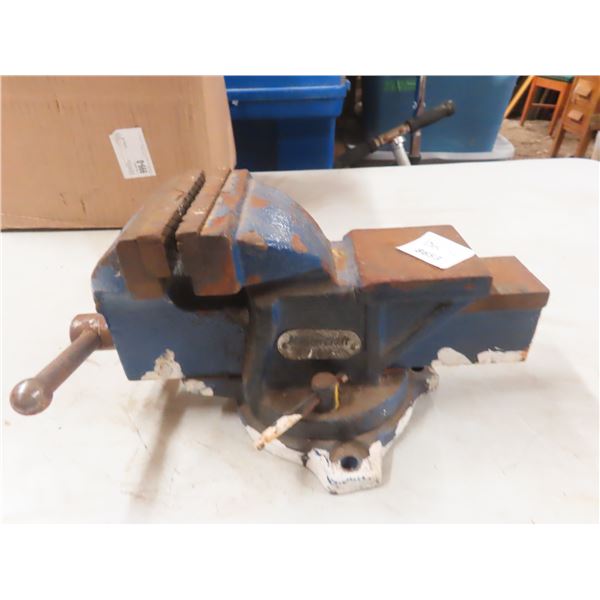 mastercraft bench vise