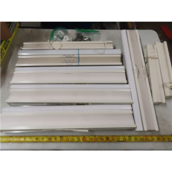8 assorted blinds