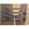 Image 1 : spades and shovel