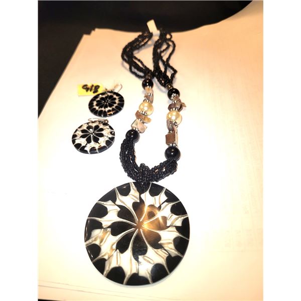 Multi Shell Glass Pearl Earrings & Necklace Set A