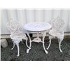 Image 2 : Wrought Iron Patio Table & Chairs C