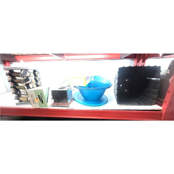 Samsung Tripod & Housewares B