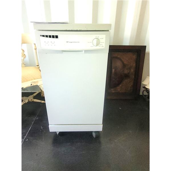 Fridgidair Portable Dishwasher C