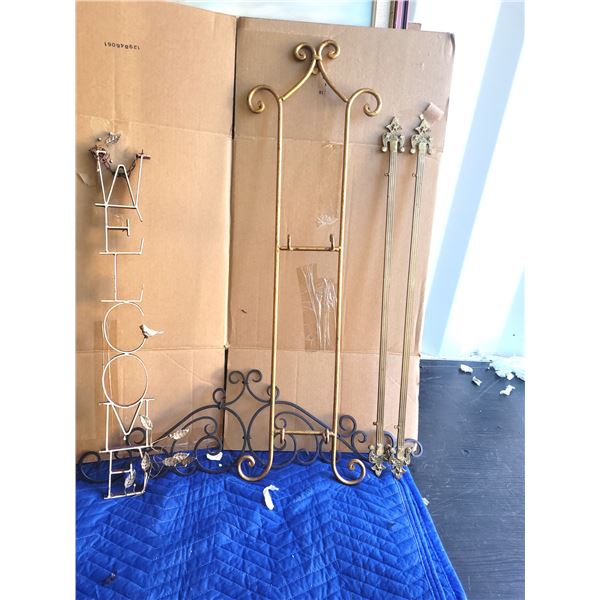 Brass Plate Rack & Decor B