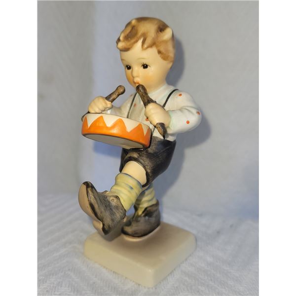 Hummel Little Drummer A