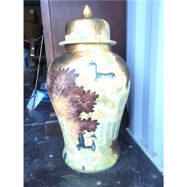 Large Urn c