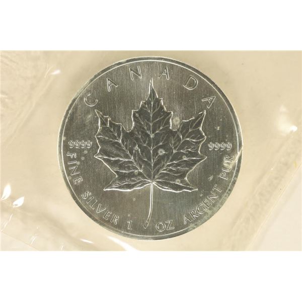 1990 CANADA $5 SILVER MAPLE LEAF