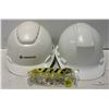 Image 1 : 2 HARD HATS WITH NEW SAFETY GLASSES