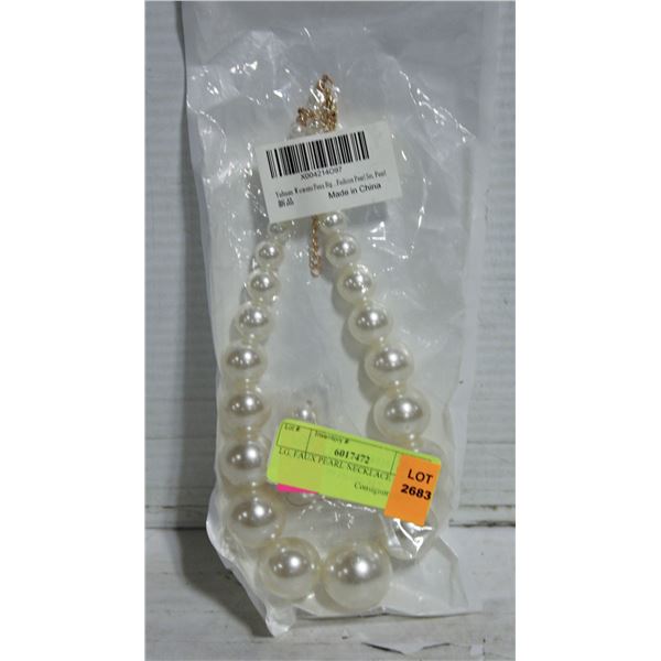LG. FAUX PEARL NECKLACE