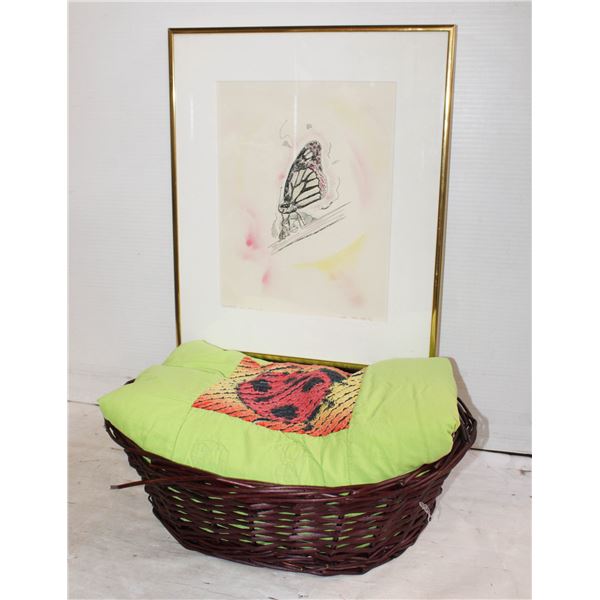 VINTAGE HANDMADE CHILDREN'S QUILT & ARTIST SIGNED