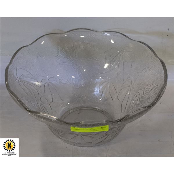 1 LARGE CRYSTAL PUNCH BOWL