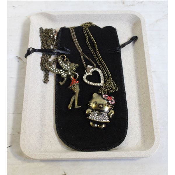 NEW CREAM TRAY WITH NEW JEWELRY PIECES