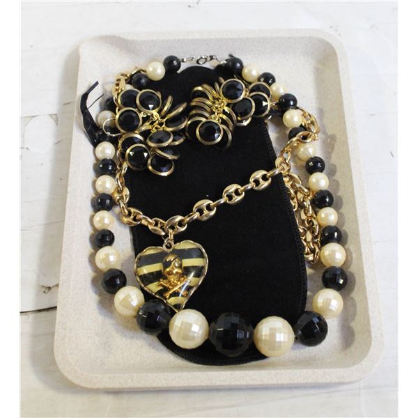 NEW CREAM TRAY WITH NEW JEWELRY PIECES