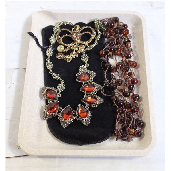 NEW CREAM TRAY WITH NEW JEWELRY PIECES